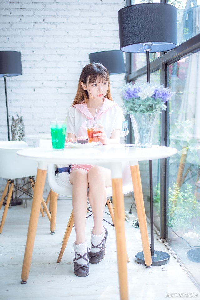 或早或晚，能够遇到你就好;或风或雨，能牵着你的手就好;或多或少，你能在乎我就好;或苦或乐，我们在一起就好。